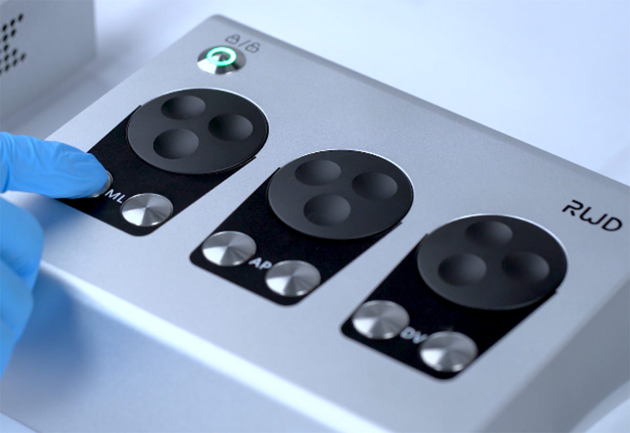 全自動(dòng)腦立體定位儀